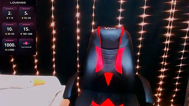 AgathaNoxe online show from 02.03.25