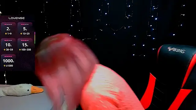 AgathaNoxe online show from 02.13.25