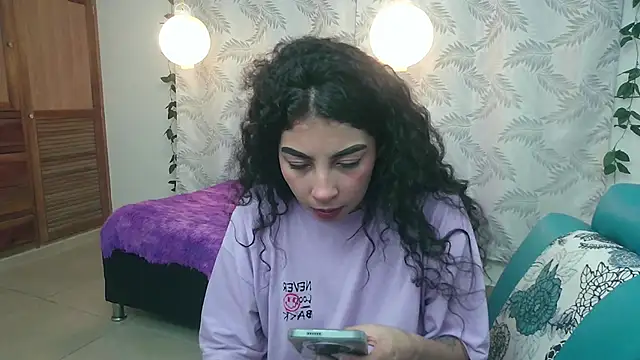 Snapshot of Mya_paris chatting on 12.13.24 Mya paris online show from 12.13.24