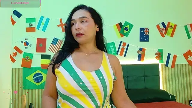Snapshot of DIOSA-HOT chatting on 06.14.26 DIOSA-HOT online show from 06.14.26