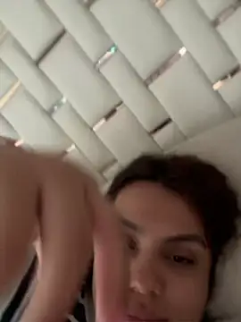 valeria2019hot online show from 04.30.26