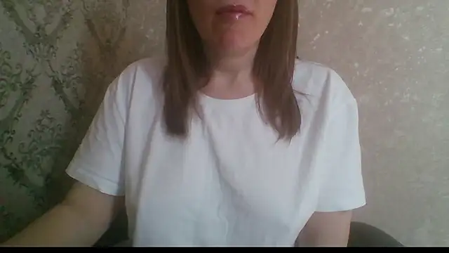 Snapshot of Sladkiegubki chatting on 02.10.26 Sladkiegubki online show from 02.10.26