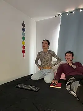 anika lowen02 online show from 10.16.25