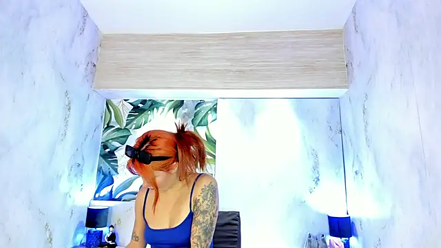 MelaniieRoux online show from 05.05.26