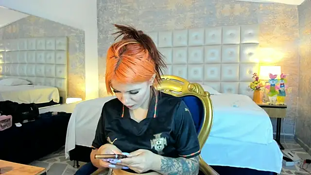 MelaniieRoux online show from 06.08.26