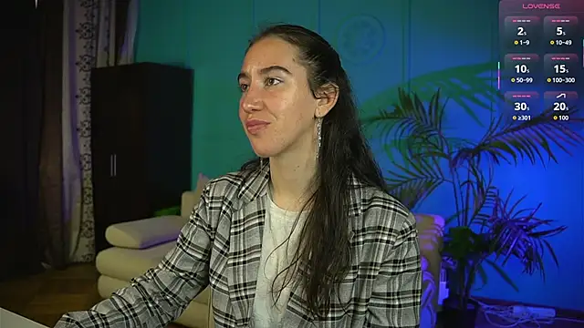 Snapshot of Belle_Via chatting on 05.19.26 Belle Via online show from 05.19.26