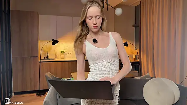 PollyAgata online show from 07.24.26