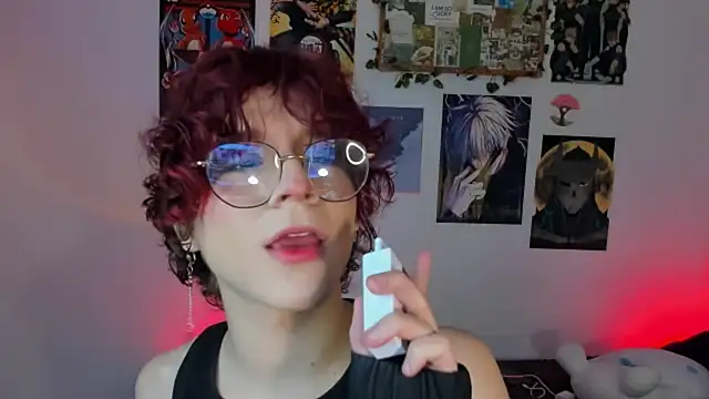 Snapshot of Max_lover1 chatting on 11.27.25 Max lover1 online show from 11.27.25