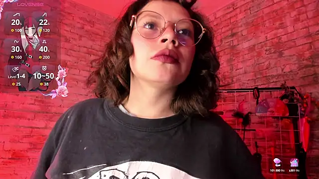 Snapshot of Cherry_xoxx chatting on 10.03.25 Cherry xoxx online show from 10.03.25