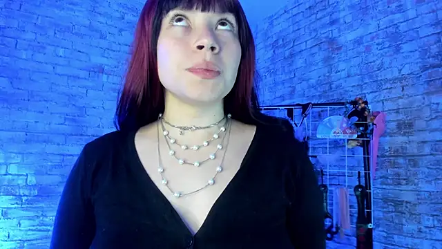 Snapshot of Cherry_xoxx chatting on 10.17.25 Cherry xoxx online show from 10.17.25
