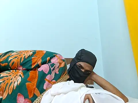 Loveart003 online show from 10.25.25