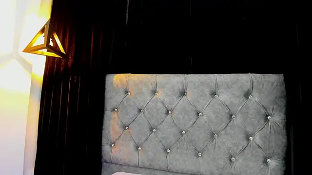 Snapshot of JulessCornett chatting on 03.15.25 JulessCornett online show from 03.15.25