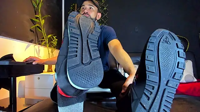 alessandro wye online show from 02.17.26