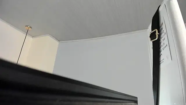 Snapshot of escarleth__ chatting on 03.08.25 escarleth online show from 03.08.25