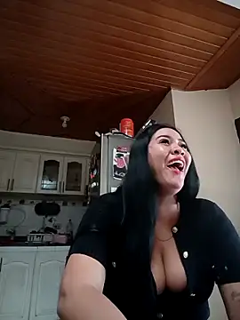 Snapshot of Miia_grand chatting on 11.23.25 Miia grand online show from 11.23.25