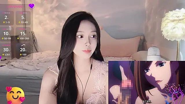 Snapshot of -Tilana- chatting on 10.25.25 -Tilana- online show from 10.25.25