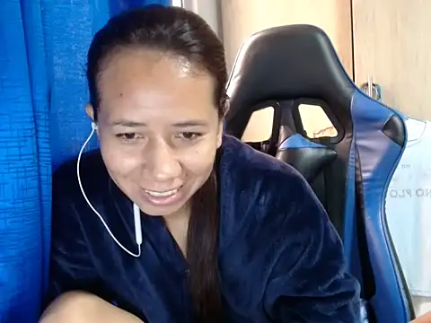 Snapshot of Erotic_latina chatting on 10.16.25 Erotic latina online show from 10.16.25
