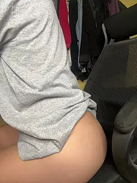 JADY LOVELY online show from 02.17.25