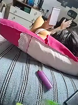 Snapshot of Leopedra2211 chatting on 01.18.26 Leopedra2211 online show from 01.18.26