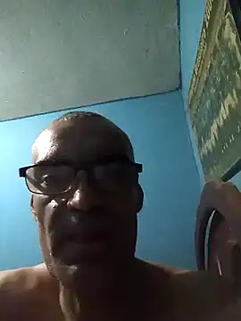 Snapshot of hugosafado333 chatting on 12.07.24 hugosafado333 online show from 12.07.24