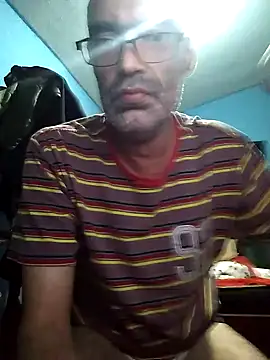 Snapshot of hugosafado333 chatting on 02.11.25 hugosafado333 online show from 02.11.25