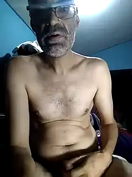 Snapshot of hugosafado333 chatting on 02.22.25 hugosafado333 online show from 02.22.25