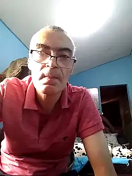 Snapshot of hugosafado333 chatting on 03.02.25 hugosafado333 online show from 03.02.25