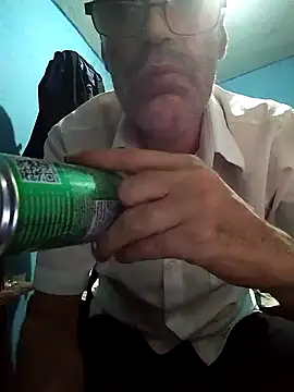 Snapshot of hugosafado333 chatting on 03.08.25 hugosafado333 online show from 03.08.25