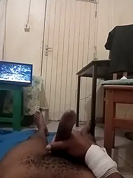 izinjamfee2 online show from 02.22.26