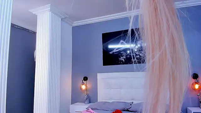 Snapshot of isa_lancaster chatting on 02.23.25 isa lancaster online show from 02.23.25