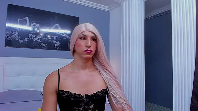 Snapshot of isa_lancaster chatting on 02.24.25 isa lancaster online show from 02.24.25