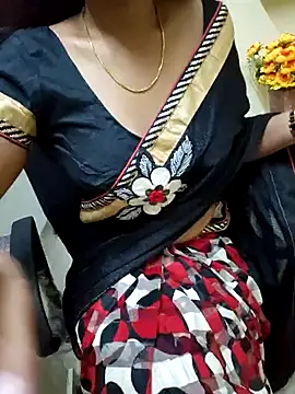 Snapshot of Roja-Telugu777 chatting on 02.11.25 Roja-Telugu777 online show from 02.11.25