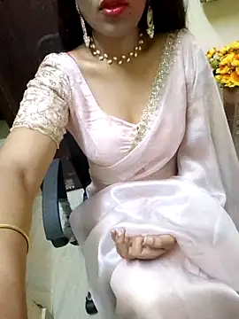 Snapshot of Roja-Telugu777 chatting on 02.15.25 Roja-Telugu777 online show from 02.15.25