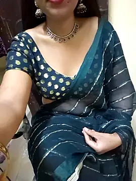 Snapshot of Roja-Telugu777 chatting on 02.24.25 Roja-Telugu777 online show from 02.24.25