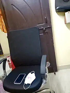 Snapshot of Roja-Telugu777 chatting on 03.12.25 Roja-Telugu777 online show from 03.12.25