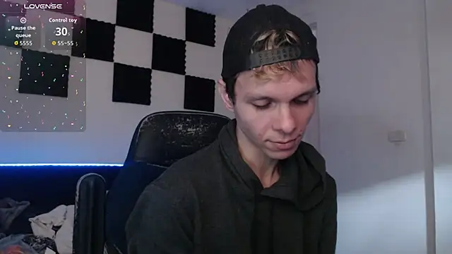 bryamado69 online show from 10.11.25