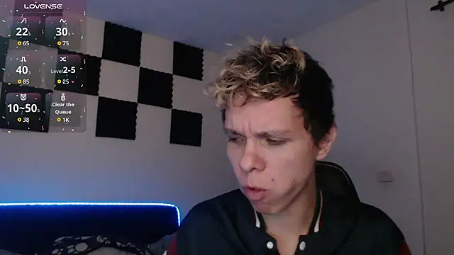 bryamado69 online show from 10.14.25