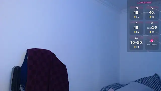 Snapshot of bryamado69 chatting on 06.15.26 bryamado69 online show from 06.15.26
