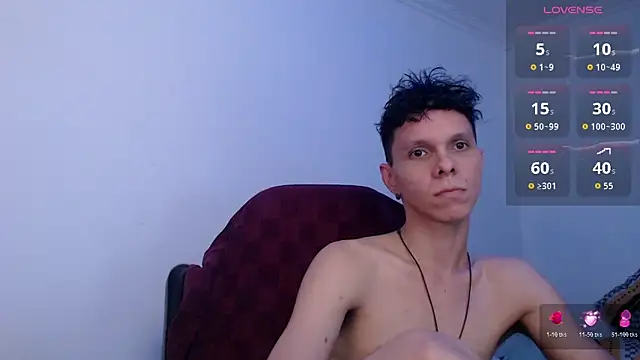 Snapshot of bryamado69 chatting on 06.18.26 bryamado69 online show from 06.18.26