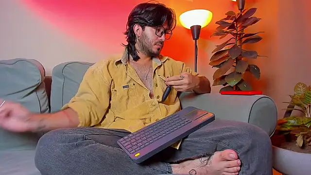 Snapshot of Ackerman_Eren_ chatting on 09.15.25 Ackerman Eren online show from 09.15.25