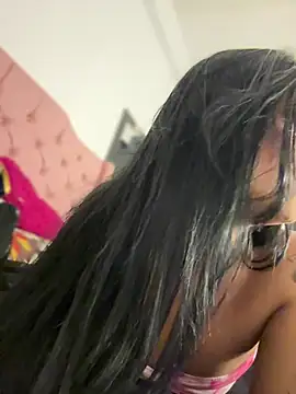 Laura fernandezII online show from 02.26.25