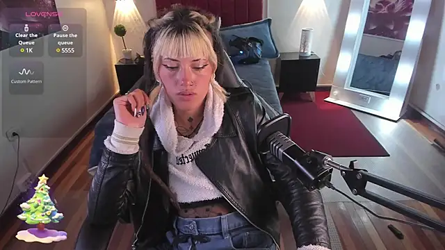  sharlotte777 online show from 01.14.25