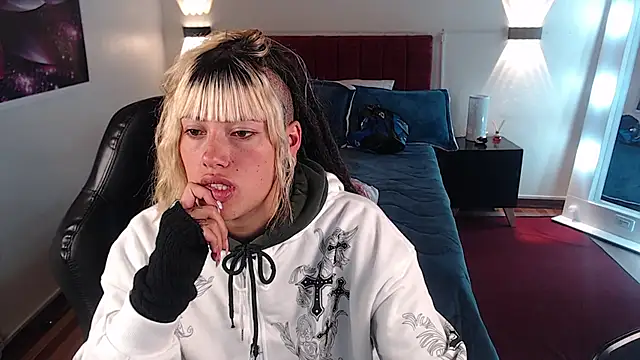  sharlotte777 online show from 02.12.25