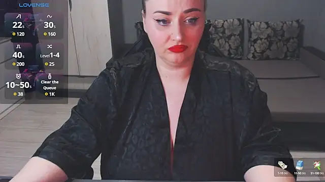 Snapshot of anna_claire chatting on 02.26.25 anna claire online show from 02.26.25