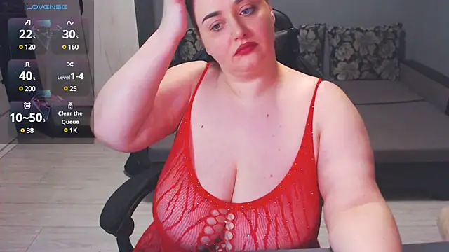 Snapshot of anna_claire chatting on 03.15.25 anna claire online show from 03.15.25