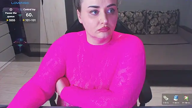 Snapshot of anna_claire chatting on 03.18.25 anna claire online show from 03.18.25