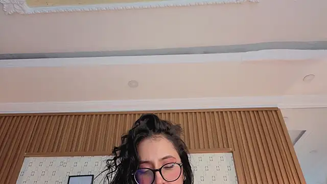 Princess Violett online show from 05.15.26