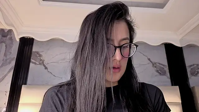 Princess Violett online show from 07.25.26