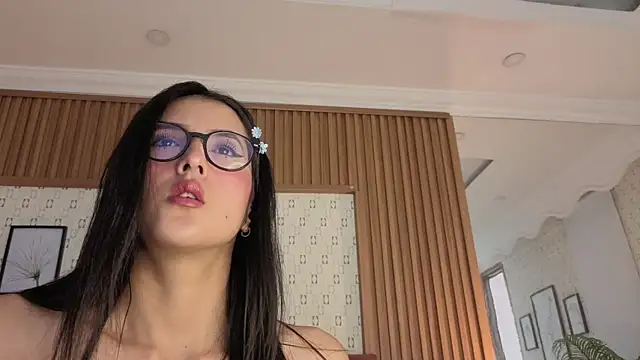 Princess Violett online show from 08.04.26