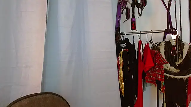 Snapshot of georgina_ms chatting on 12.05.25 georgina ms online show from 12.05.25